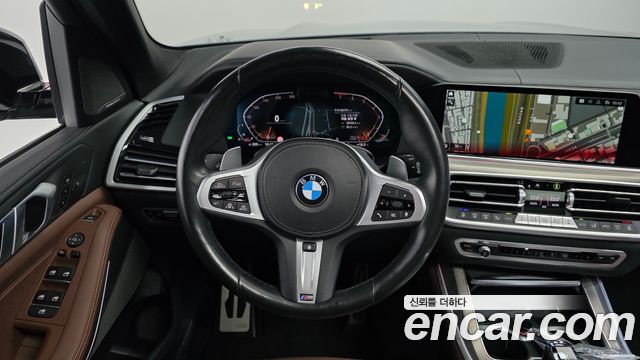 BMW X5 2021 — photo 19
