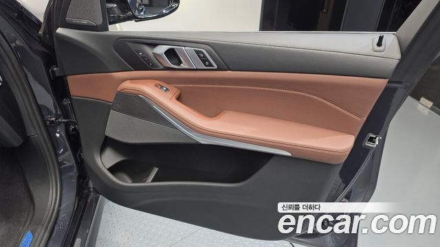 BMW X5 2021 — photo 15