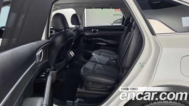 Kia Sorento 2021 — photo 17