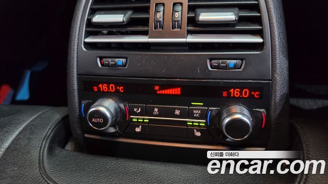 BMW 6-Series 2016 — photo 18