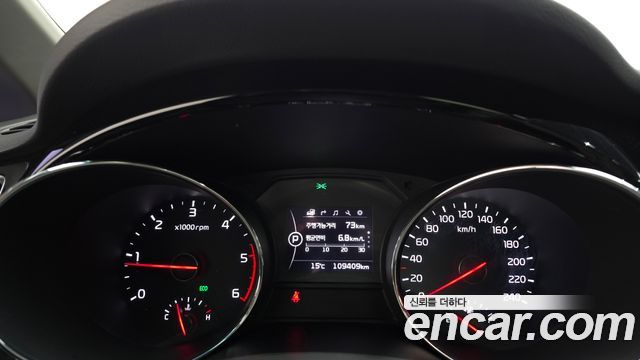 Kia Canival 2016 — photo 8