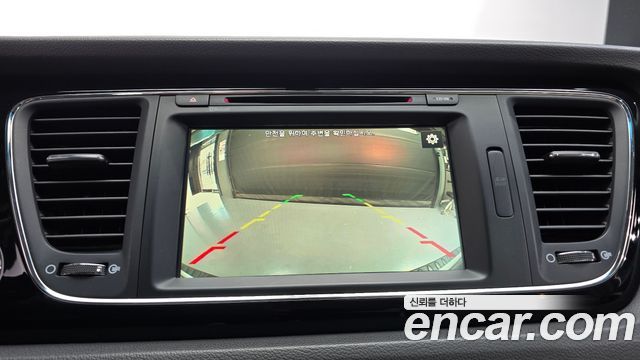 Kia Canival 2016 — photo 13