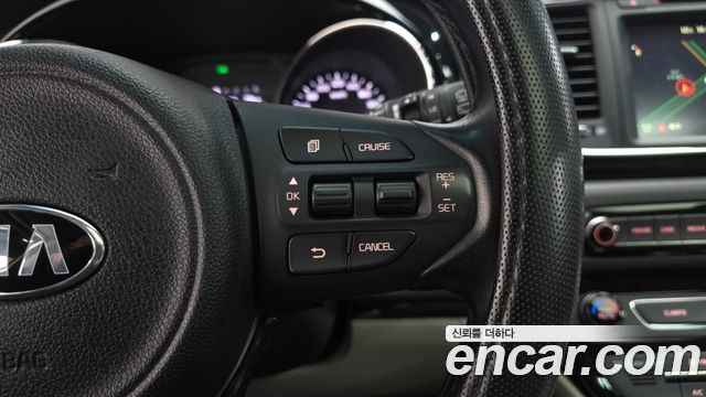 Kia Canival 2016 — photo 15