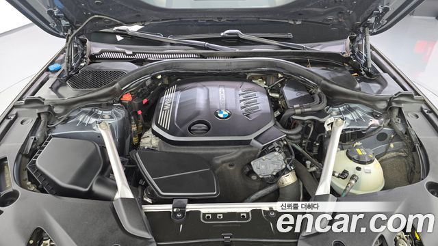 BMW 5-Series 2020 — photo 6