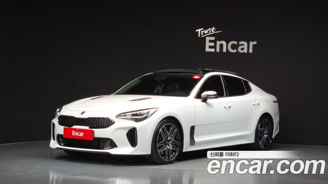 Kia Stinger 2021 — photo 1