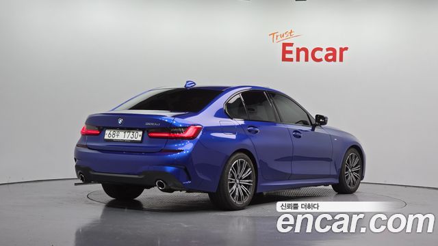 BMW 3-Series 2019 — photo 2
