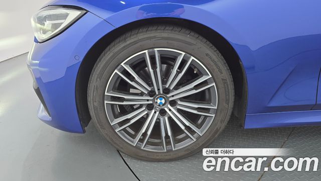 BMW 3-Series 2019 — photo 5