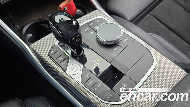 BMW 3-Series 2019 — photo 12