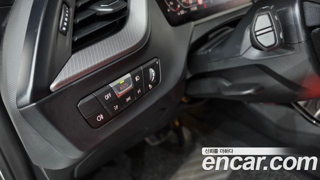 BMW 2-Series 2022 — photo 25