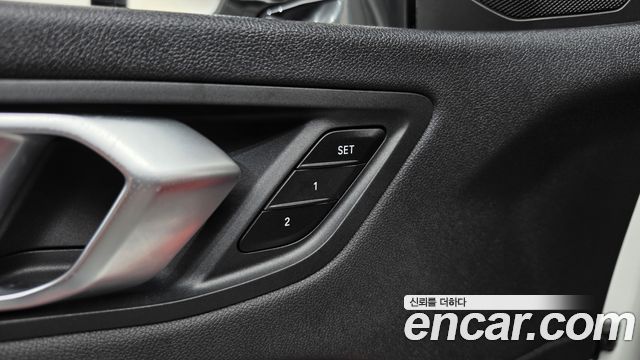 BMW 2-Series 2022 — photo 29