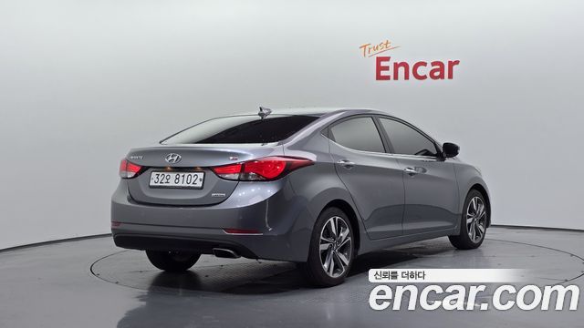 Hyundai AVANTE 2016 — photo 2