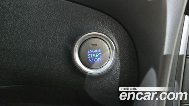 Hyundai AVANTE 2016 — photo 28