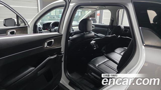 Kia Sorento 2022 — photo 17