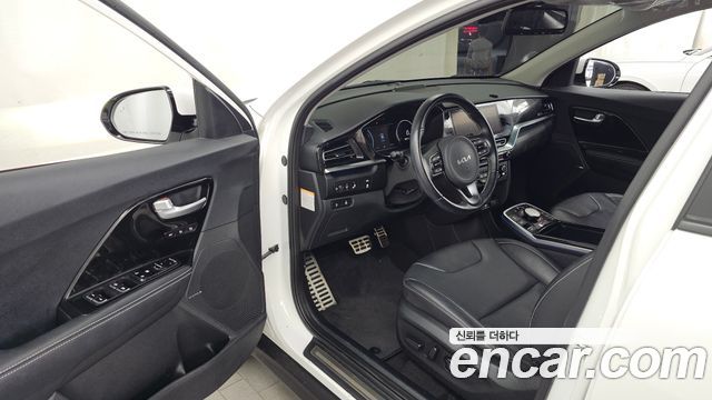 Kia Niro 2022 — photo 13