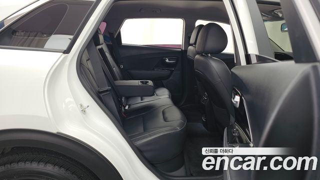 Kia Niro 2022 — photo 18