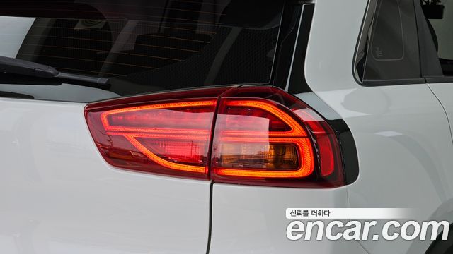 Kia Niro 2022 — photo 9