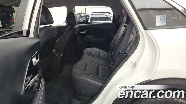 Kia Niro 2022 — photo 16