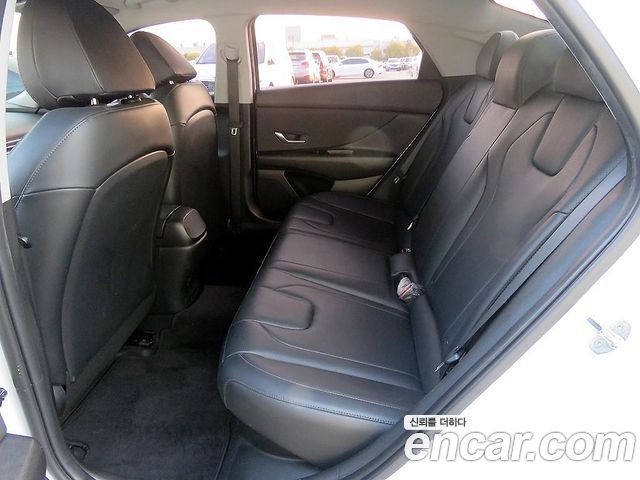 Hyundai AVANTE 2023 — photo 6