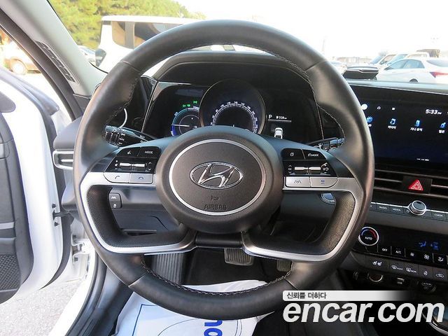 Hyundai AVANTE 2023 — photo 8