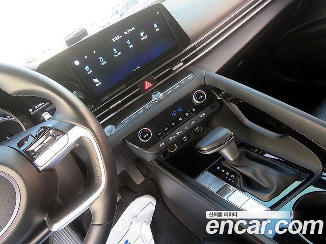 Hyundai AVANTE 2023 — photo 9
