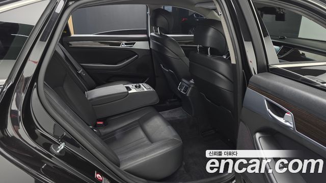 Genesis G80 2018 — photo 12