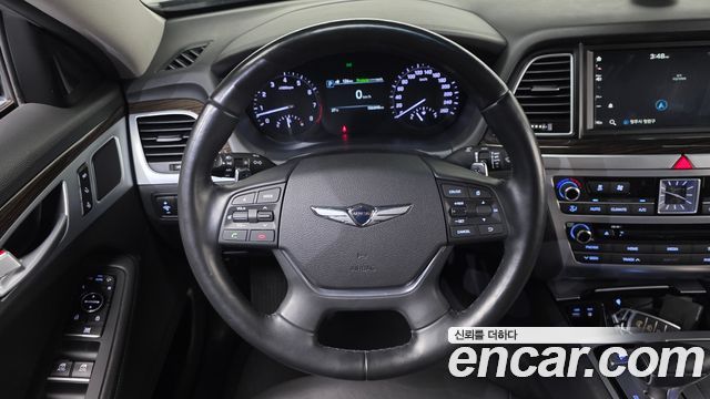 Genesis G80 2018 — photo 14