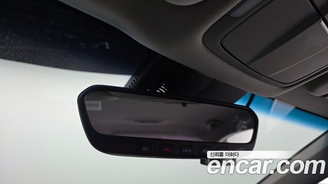 Genesis G80 2018 — photo 17