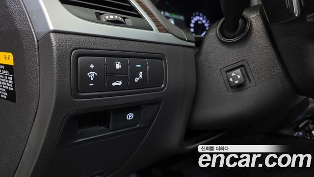 Genesis G80 2018 — photo 18