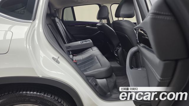 BMW X4 2022 — photo 17