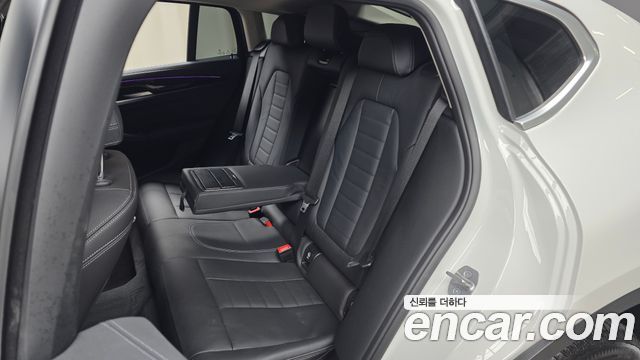 BMW X4 2022 — photo 18