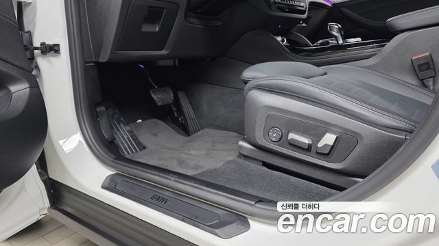 BMW X4 2022 — photo 32