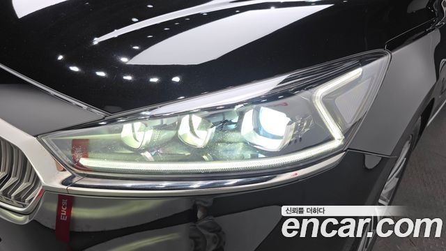 Kia K7 2018 — photo 8