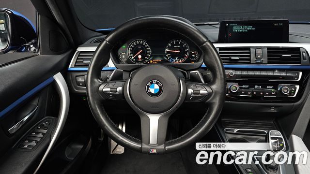 BMW 3-Series 2018 — photo 19