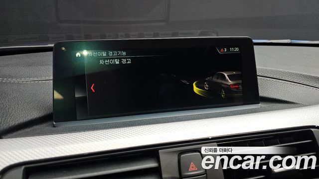 BMW 3-Series 2018 — photo 22