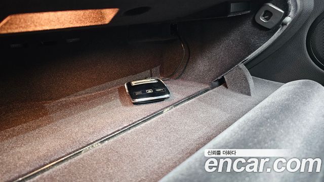 BMW 3-Series 2018 — photo 29