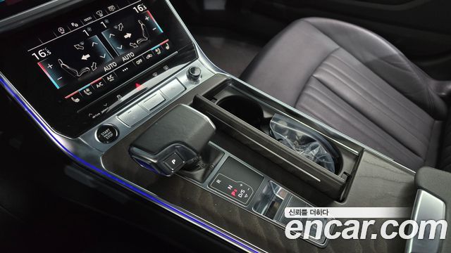 Audi A6 2022 — photo 12