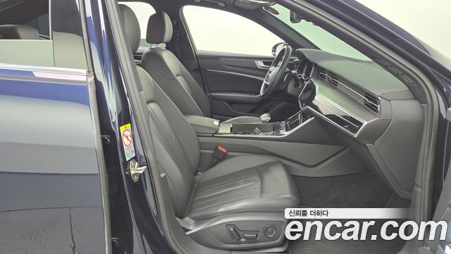 Audi A6 2022 — photo 16