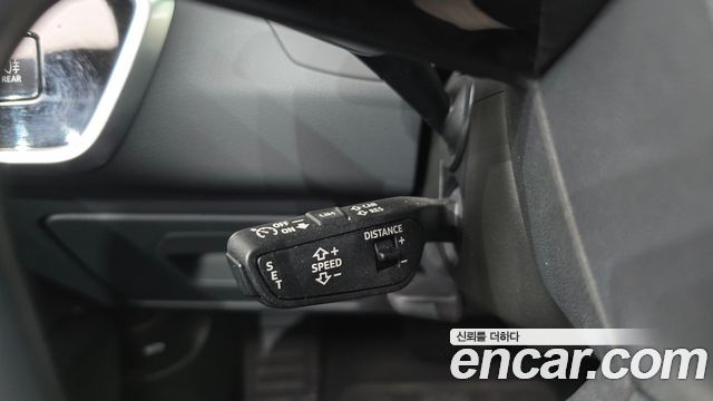 Audi A6 2022 — photo 29