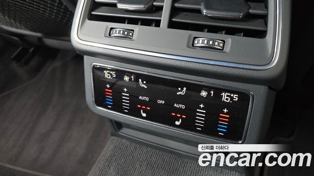 Audi A6 2022 — photo 32