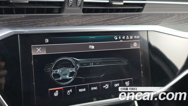 Audi A6 2022 — photo 33