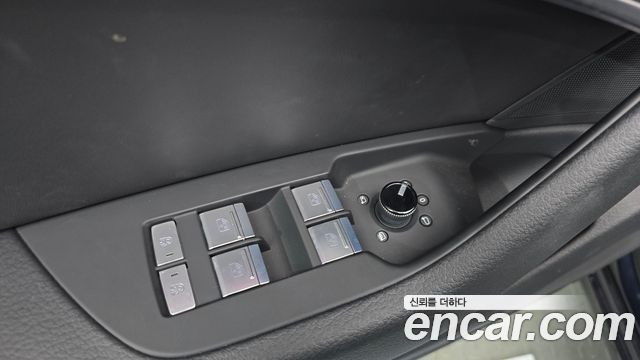 Audi A6 2022 — photo 35