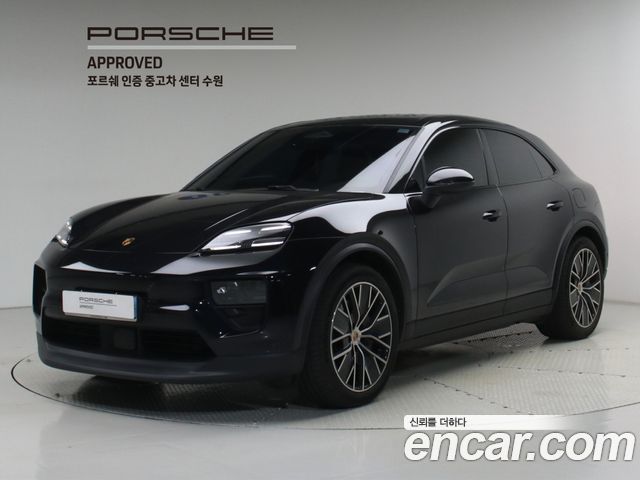 Porsche Macan 2025 — photo 1