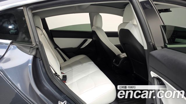 Tesla Model 3 2020 — photo 17