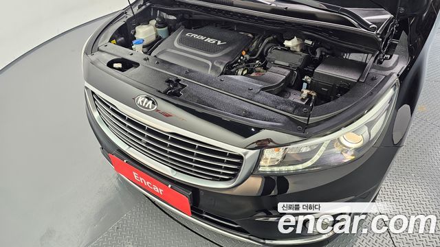 Kia Canival 2018 — photo 6
