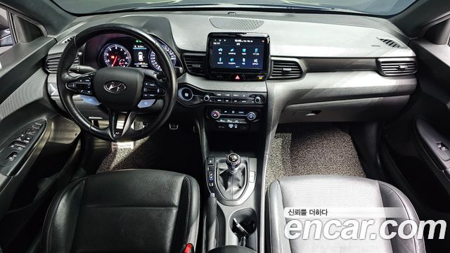 Hyundai Veloster 2019 — photo 10