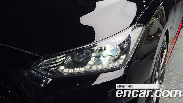 Hyundai Veloster 2019 — photo 8