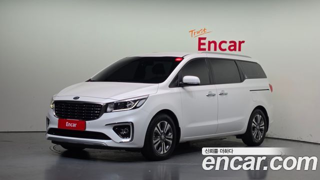 Kia Canival 2019 — photo 1