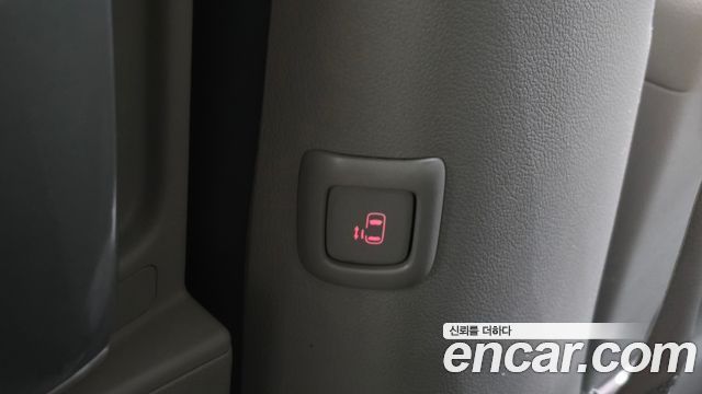 Kia Canival 2019 — photo 24