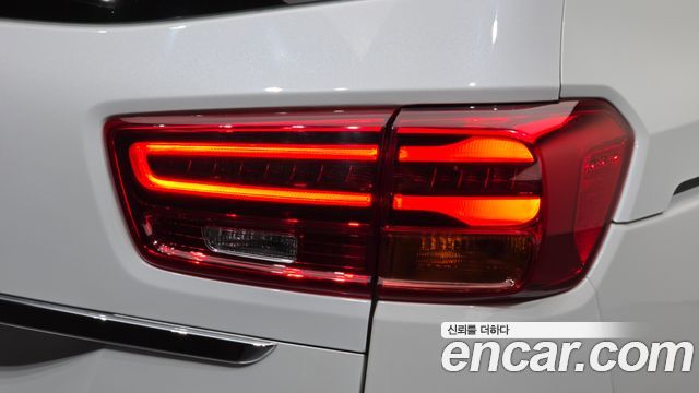 Kia Canival 2019 — photo 9