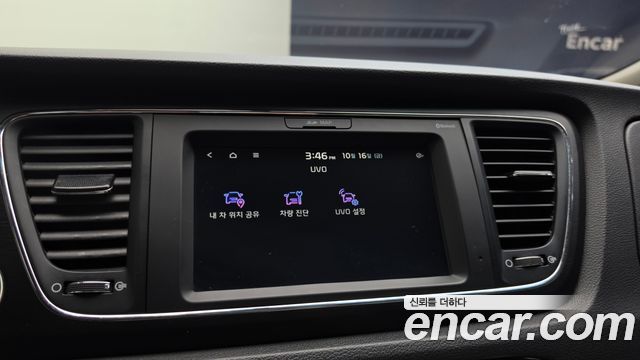 Kia Canival 2019 — photo 32